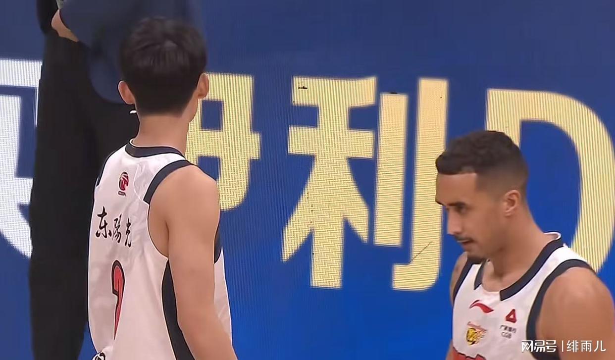 开云体育平台-太适合广东队！男篮强力锋线打出身价，这可是联盟第一大前锋！
